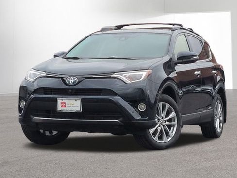 Certified 2017 Toyota RAV4 Limited image 1