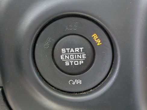 Used 2020 Jeep Gladiator Rubicon AWD/4WD image 18