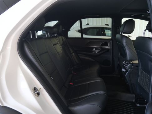 Used 2024 Mercedes-Benz GLE 450 4MATIC image 12