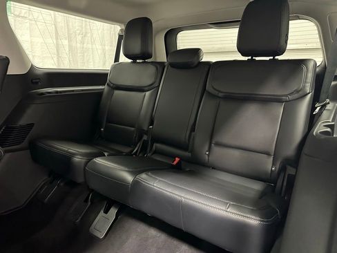 Used 2025 Ford Expedition Max Platinum AWD/4WD image 47
