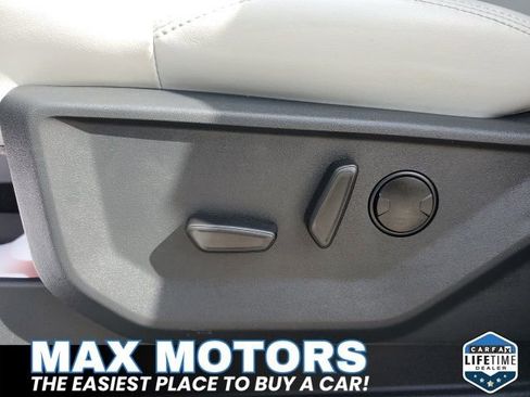 Certified 2025 Ford Expedition Platinum w/ Driver's Package image 30