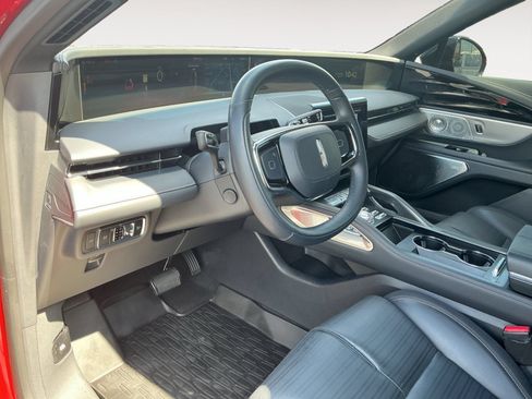 Certified 2024 Lincoln Nautilus Reserve w/ Equipment Group 203A AWD/4WD image 10