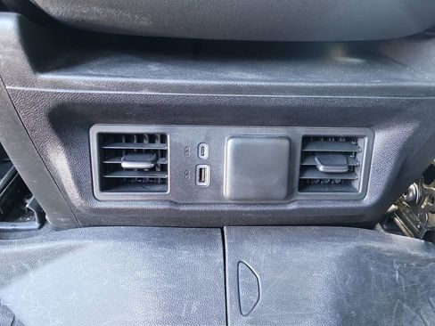 Used 2024 Chevrolet Silverado 1500 LT AWD/4WD image 14