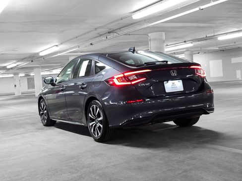 Certified 2022 Honda Civic EX-L image 5