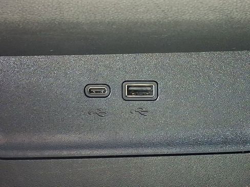 Used 2025 Chevrolet Equinox LT AWD/4WD image 24