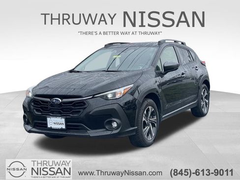 Used 2024 Subaru Crosstrek 2.0i Premium image 1