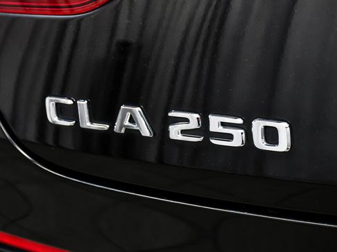Used 2020 Mercedes-Benz CLA 250 4MATIC image 93