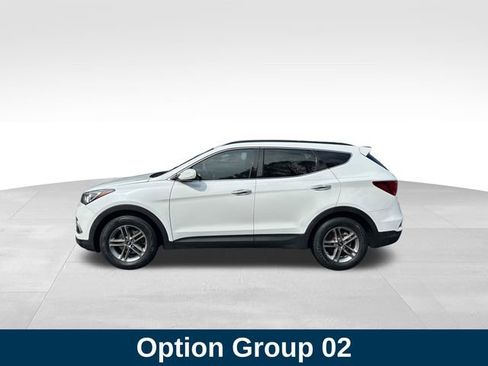 Used 2017 Hyundai Santa Fe Sport image 2