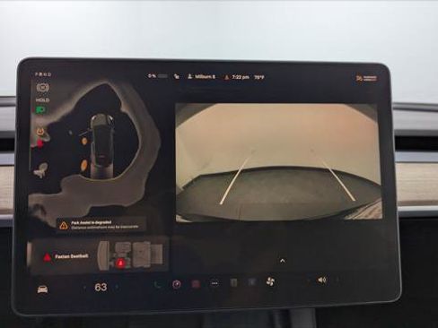 Used 2022 Tesla Model Y Long Range image 27