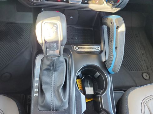 Used 2024 Ford Bronco Wildtrak image 19