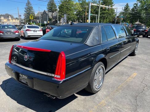 Used 2011 Cadillac DTS Limousine FWD image 6
