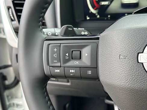 New 2026 Nissan Rogue Platinum w/ Tech Package AWD/4WD image 26