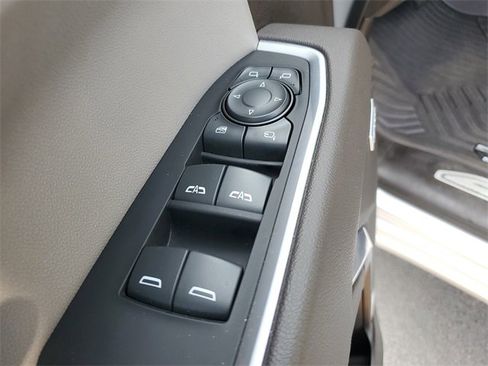 Used 2022 Chevrolet Silverado 1500 LTZ w/ LTZ Premium Package image 23
