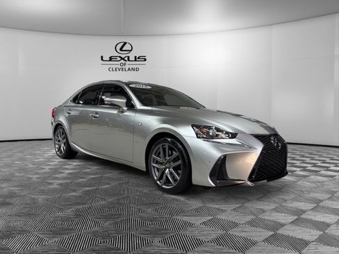 Used 2018 Lexus IS 350 image 2