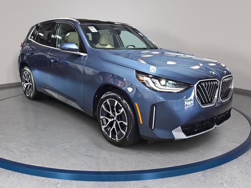 New 2026 BMW X3 xDrive30 w/ Premium Package AWD/4WD image 3
