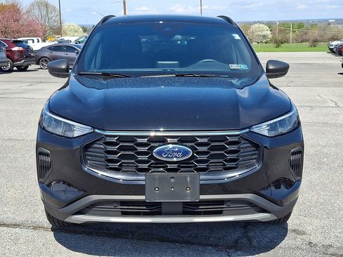 Used 2025 Ford Escape ST-Line AWD/4WD image 2
