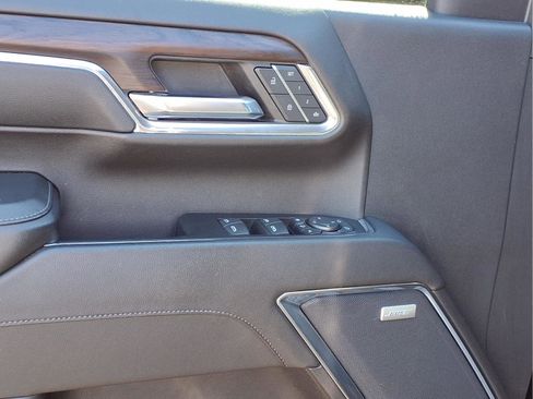 Used 2024 GMC Sierra 3500 SLT w/ SLT Premium Package image 13