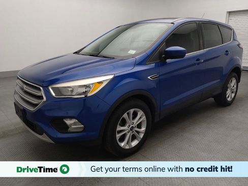 Used 2017 Ford Escape SE image 1