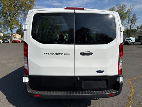 Used 2024 Ford Transit 250 Low Roof w/ Exterior Upgrade Package RWD image 6