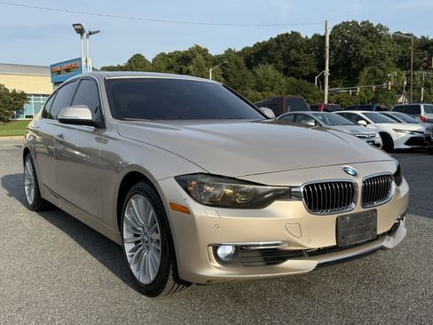 Used 2014 BMW 328i xDrive Sedan image 4