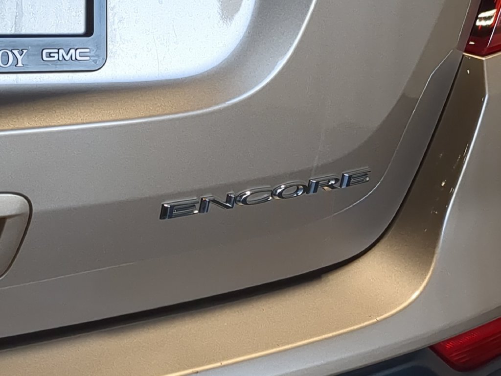 Used 2019 Buick Encore Essence FWD image 16