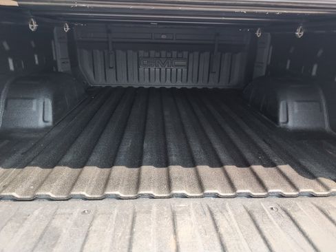 Used 2021 GMC Sierra 1500 SLT image 10