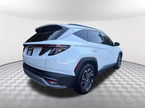 Used 2025 Hyundai Tucson Limited FWD image 5