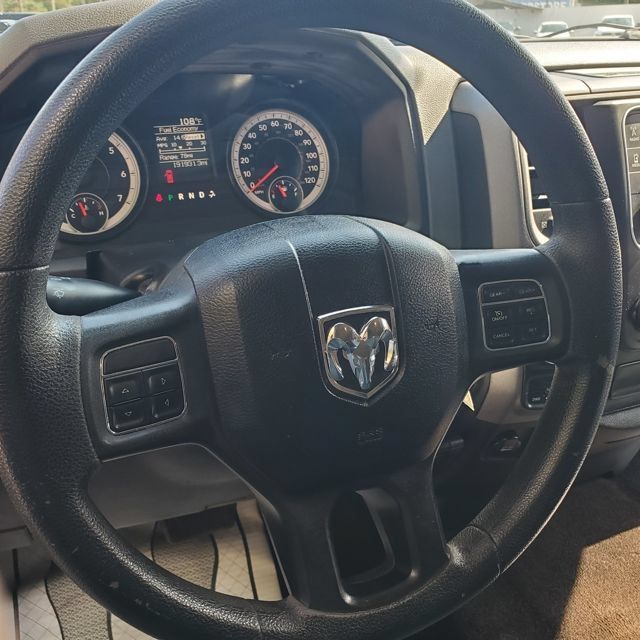 Used 2014 RAM 1500 Express AWD/4WD image 18