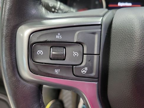 Used 2022 Chevrolet Silverado 1500 LT image 39