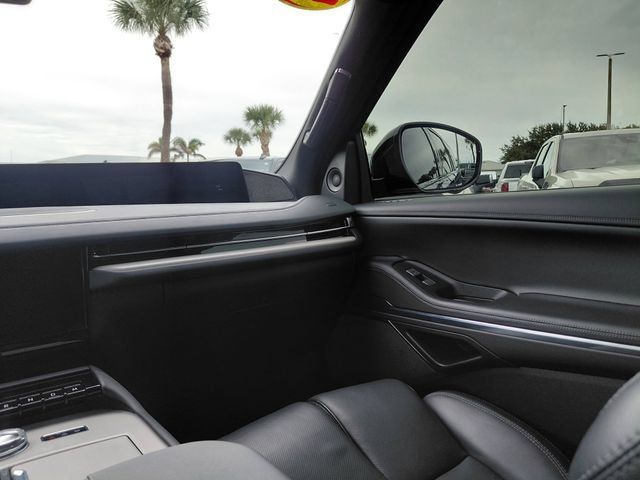 Used 2026 Lincoln Navigator Reserve w/ Jet Appearance Package AWD/4WD image 19