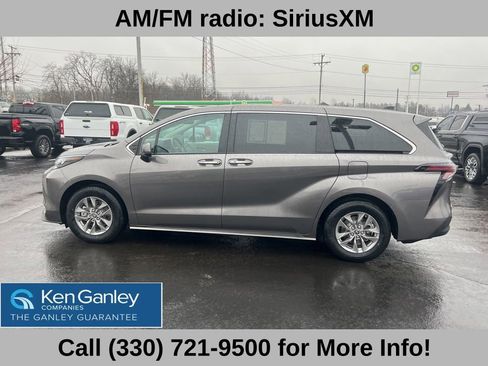 Used 2024 Toyota Sienna XLE image 15