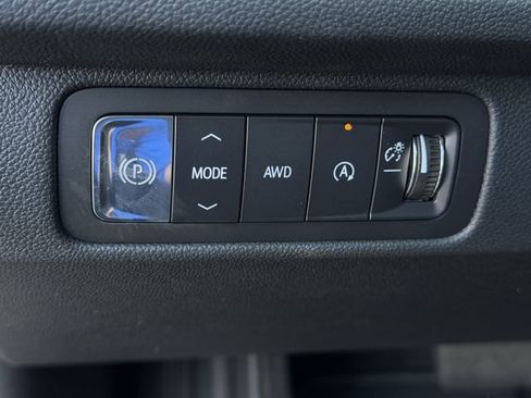 New 2026 Chevrolet Traverse Z71 w/ Driver Confidence Package image 17