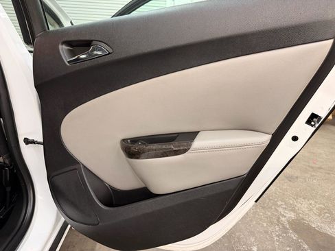 Used 2015 Buick Verano Convenience FWD image 32