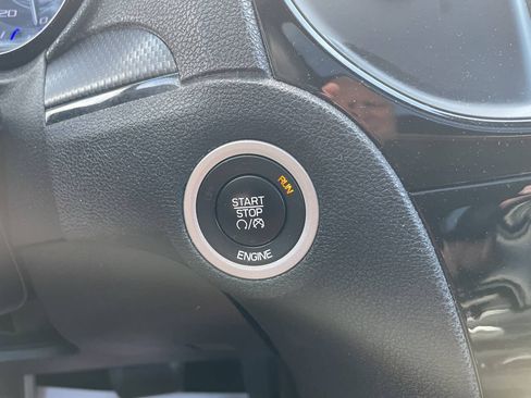 Used 2016 Chrysler 300 S AWD/4WD image 18