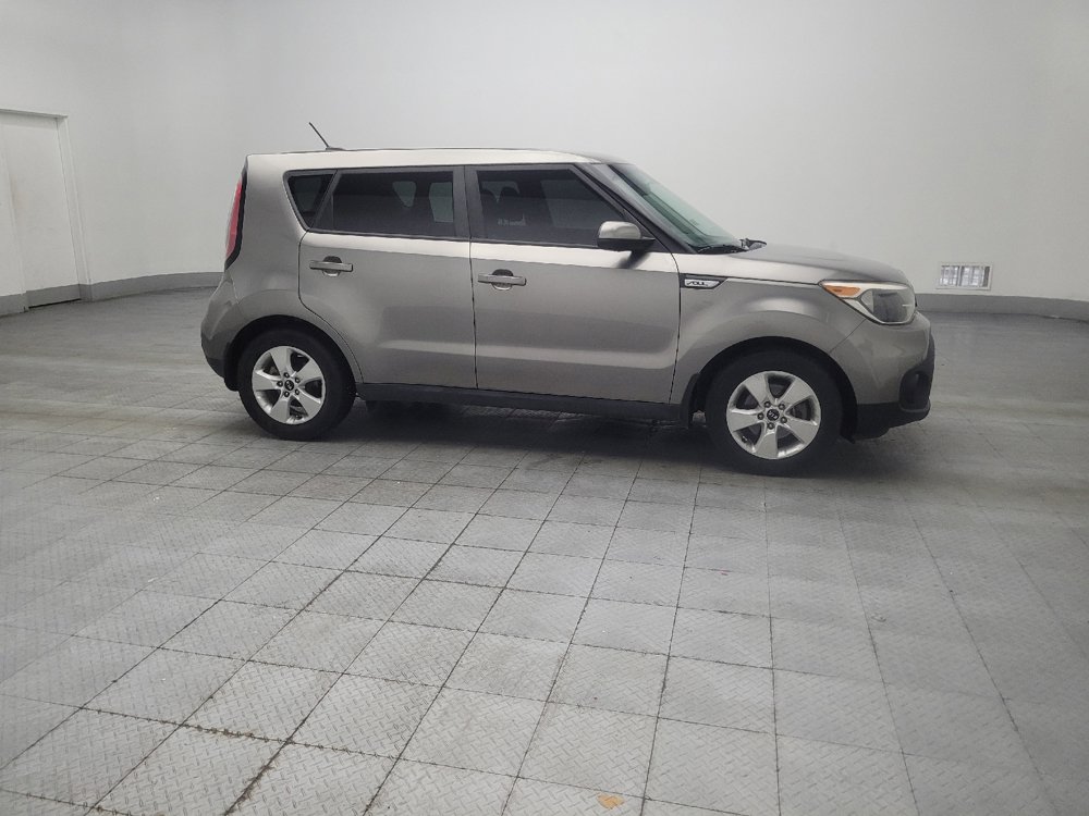 Used 2018 Kia Soul FWD image 11