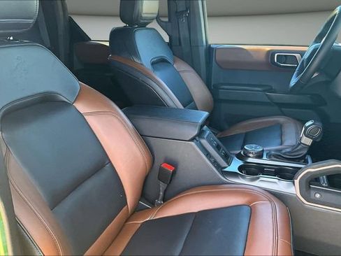 Used 2024 Ford Bronco Outer Banks AWD/4WD image 27