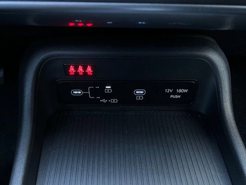 Used 2025 Hyundai Kona SEL image 26