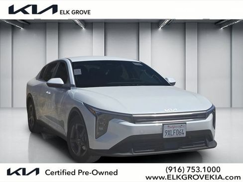 Certified 2025 Kia K4 FWD image 1