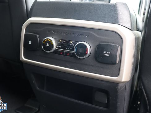 Certified 2024 Ford Expedition Limited AWD/4WD image 29