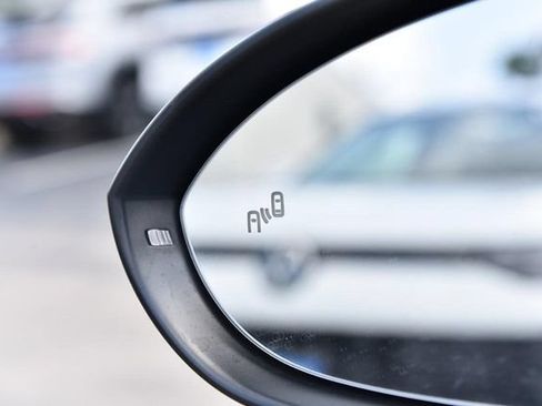 New 2026 Volkswagen Jetta GLI Autobahn FWD image 10