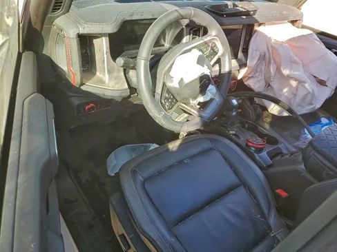 Used 2025 Ford Bronco Outer Banks w/ Sasquatch Package image 8