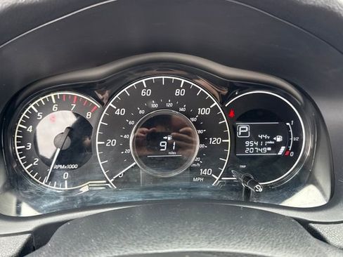 Used 2016 Nissan Versa Note SV image 23