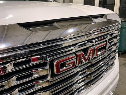 Used 2025 GMC Sierra 1500 Denali image 29