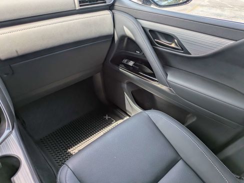Used 2026 Lexus LX 600 F Sport w/ Accessory Package (Z1) AWD/4WD image 11