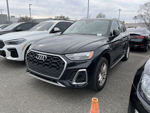 Used 2023 Audi Q5 2.0T Premium w/ Convenience Package image 27