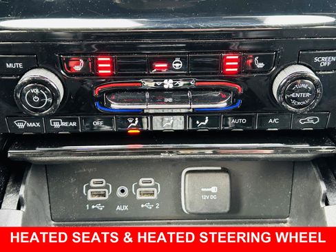 Used 2023 Jeep Grand Cherokee Altitude image 5