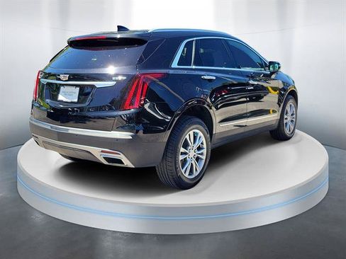 Certified 2023 Cadillac XT5 Premium Luxury FWD image 3