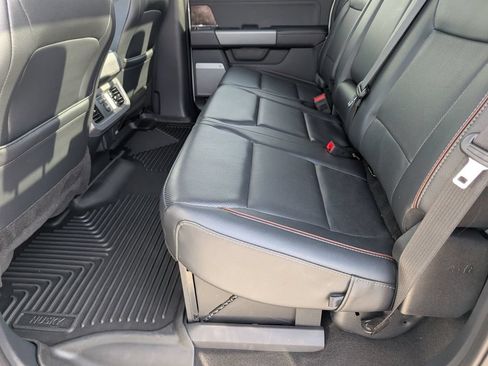 Used 2024 Ford F350 Lariat w/ Lariat Ultimate Package AWD/4WD image 12