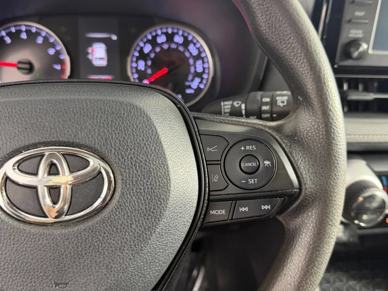 Used 2019 Toyota RAV4 XLE AWD/4WD image 78