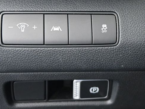 Used 2021 Hyundai Santa Fe SEL image 29